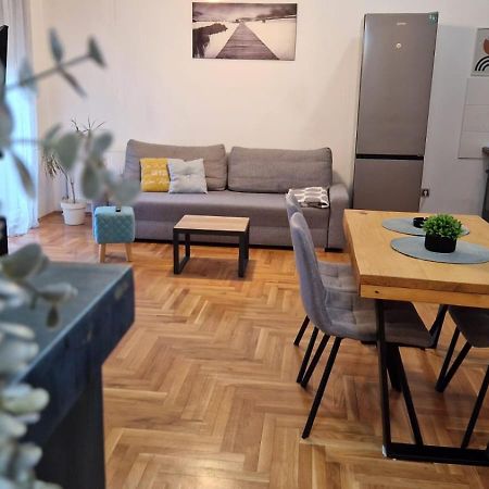 Apartment Luki Novi Sad Buitenkant foto